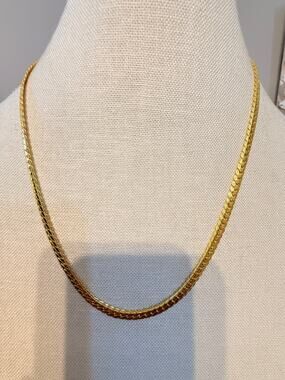 Vintage Gold Tone Herringbone Chain Necklace 22”